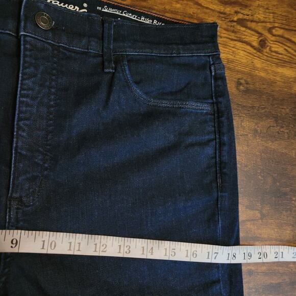 Eddie Bauer Jeans Size 14 Slightly Curvy Hi Rise Slim Straight Tummy Control - Picture 8 of 11